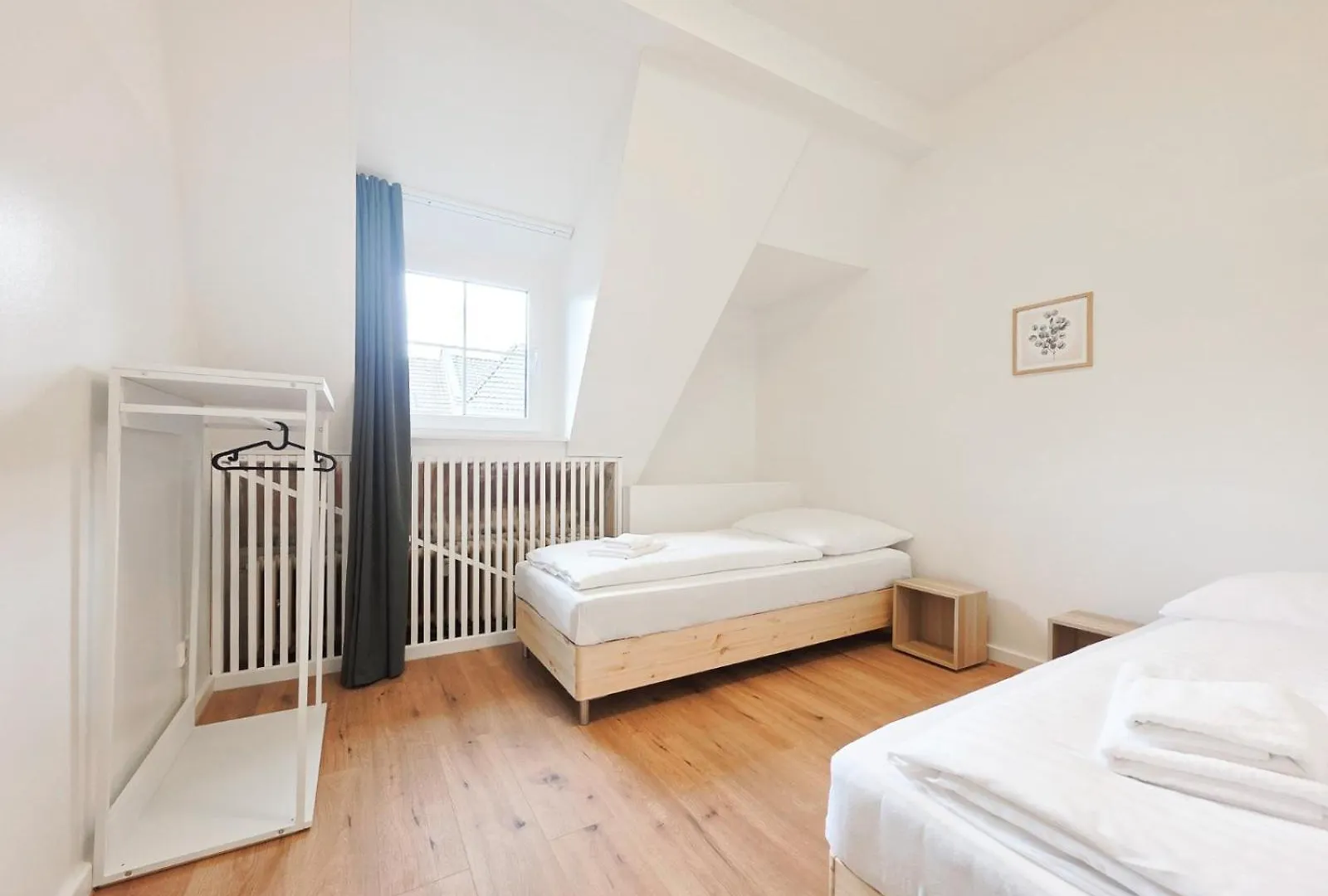 Raj Living - 4 Room Apartment - Maisonette - Balcony - 20 Min Messe Dus And Old Town Dus Düsseldorf
